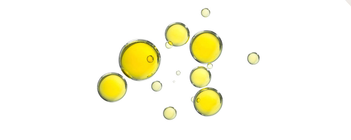 Drops of fat oil