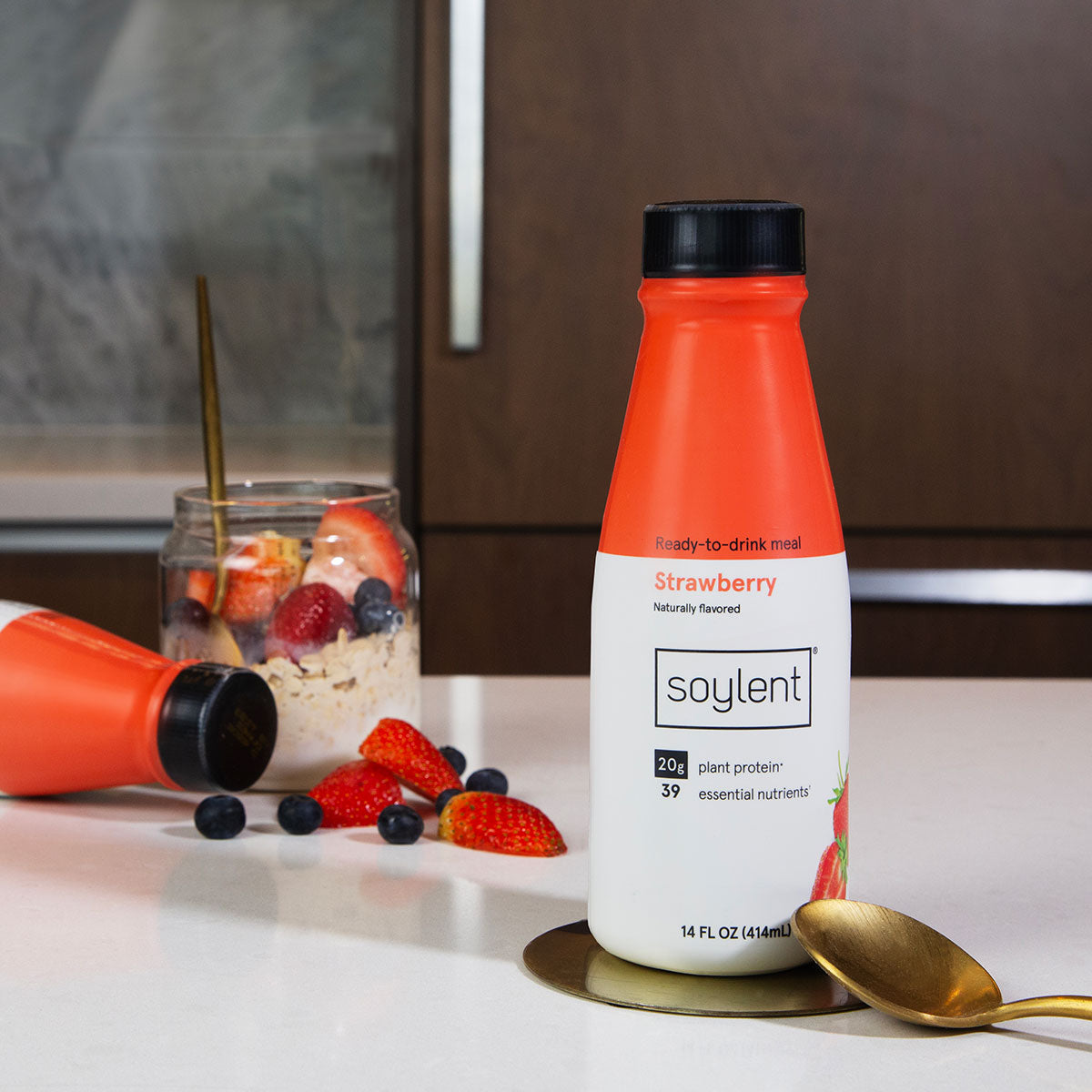 Soylent Strawberry Drink